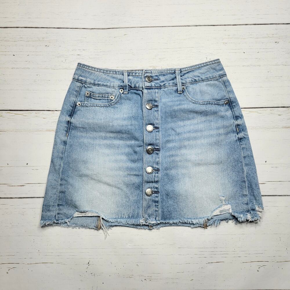 American Eagle Button Front Denim Jean Mini Skirt Raw Hem Distressed Y2K Small 4